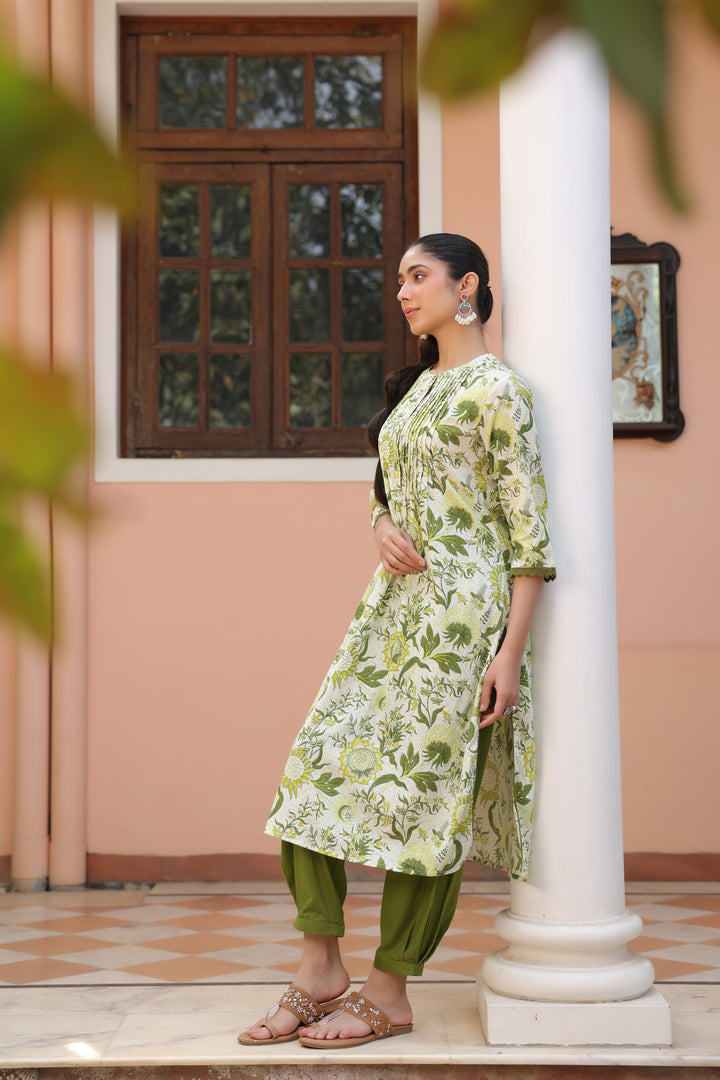 Green Cotton Printed Detailed Kurta Pant Set