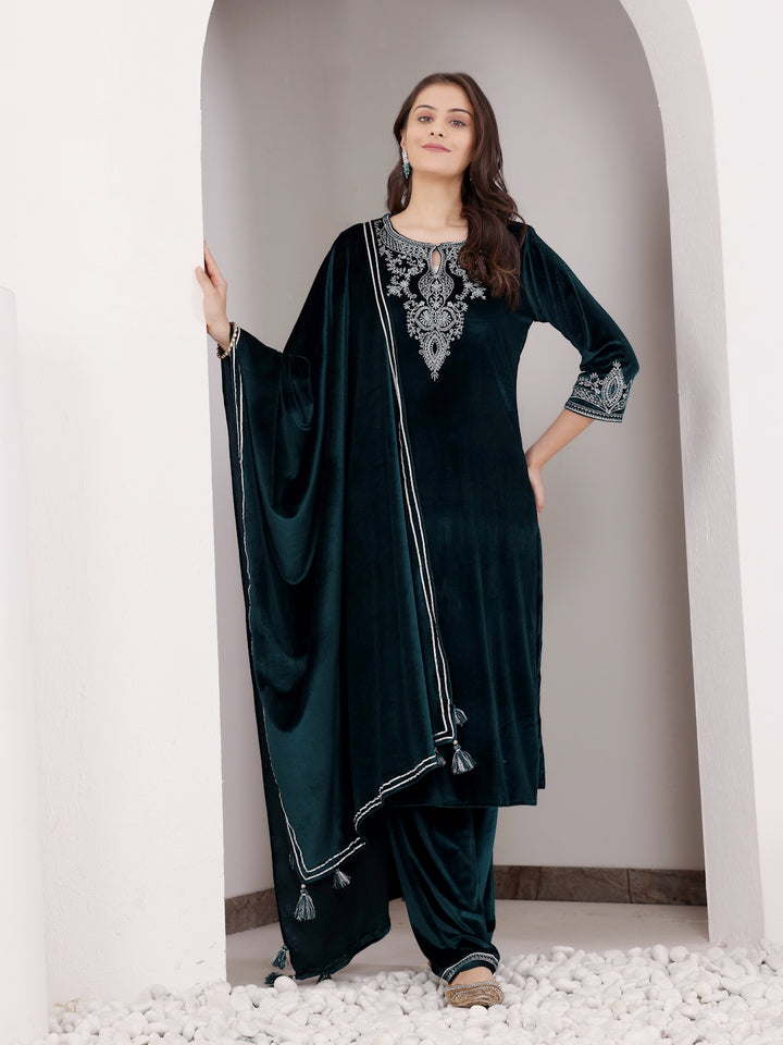 Green Velvet embroidered Suit Set With Dupatta