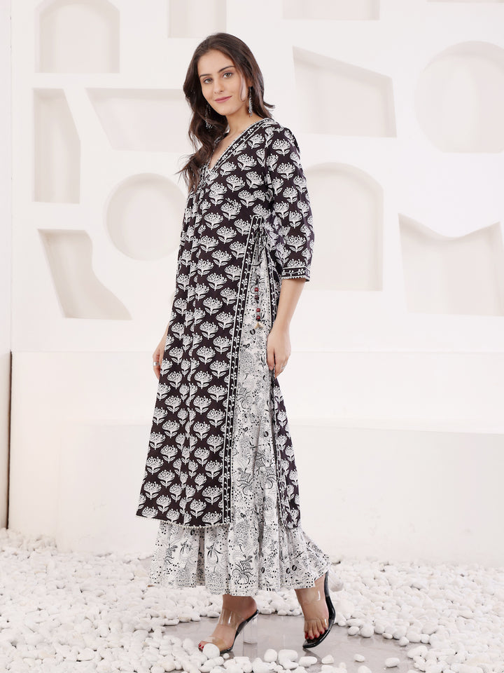 Black Block Printed Layered Kurta With Tiered Inner