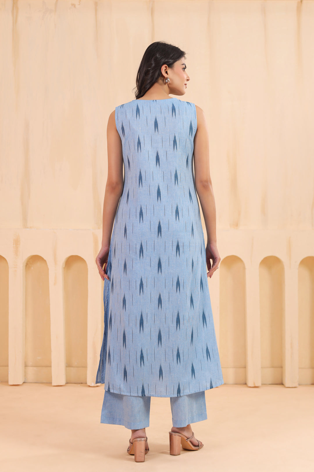 Blue Cotton Ikkat Print Sleeveless Kurta Pant Set