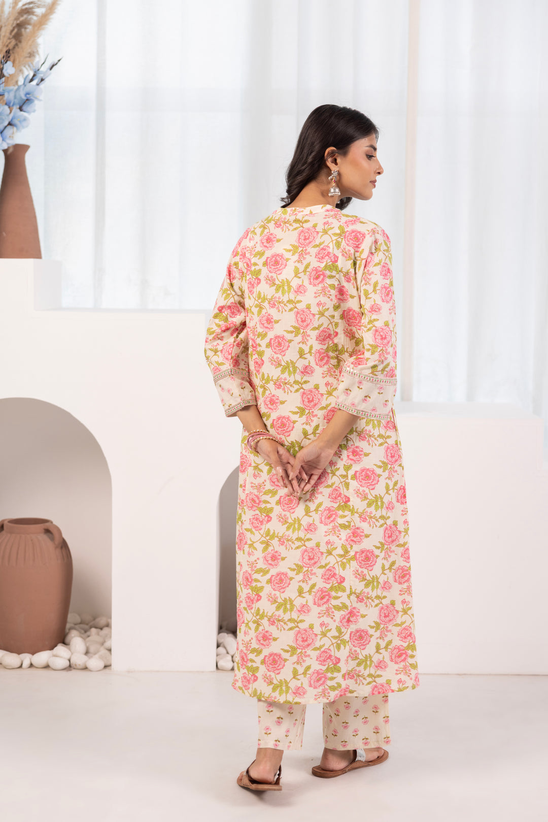 Pink Cotton Floral Printed Kurta Pant Set With Dupatta