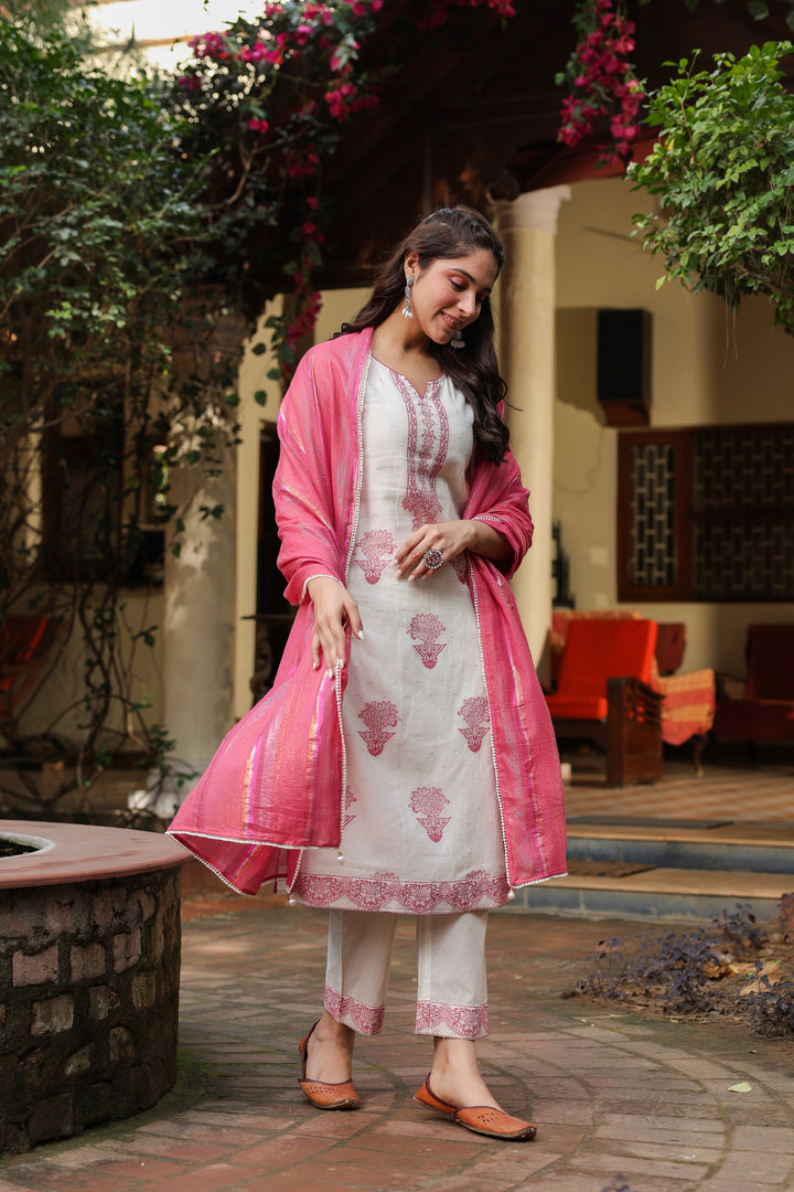 White & Pink Yarn dyed Straight Kurta Pant With Dupatta