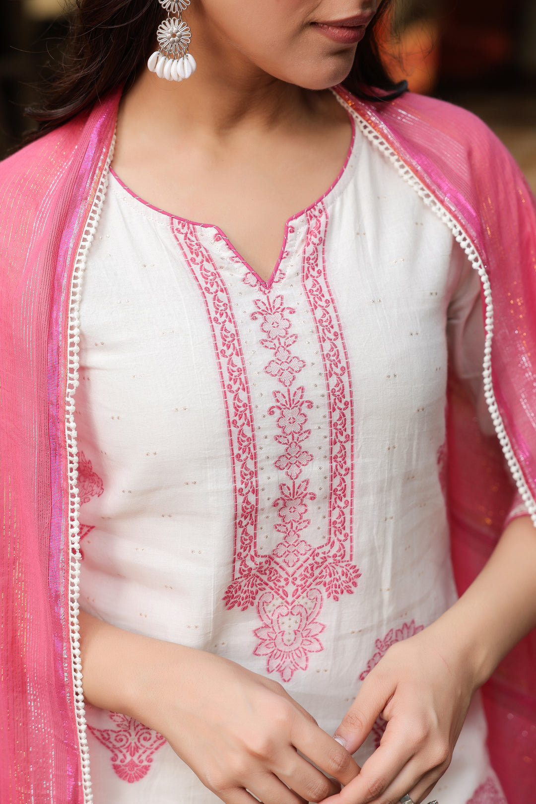 White & Pink Yarn dyed Straight Kurta Pant With Dupatta