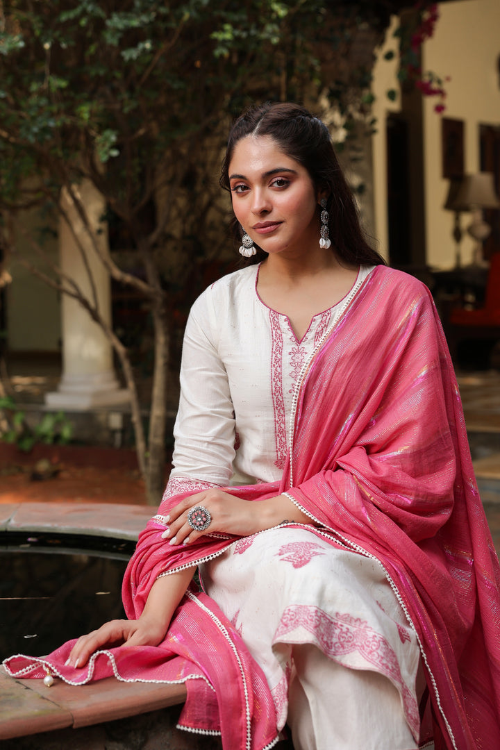 White & Pink Yarn dyed Straight Kurta Pant With Dupatta