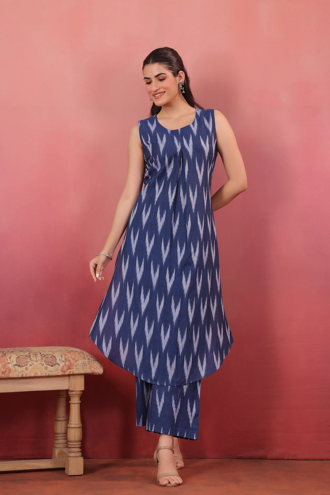Blue Cotton Printed sleeveless Kurta Pant Set