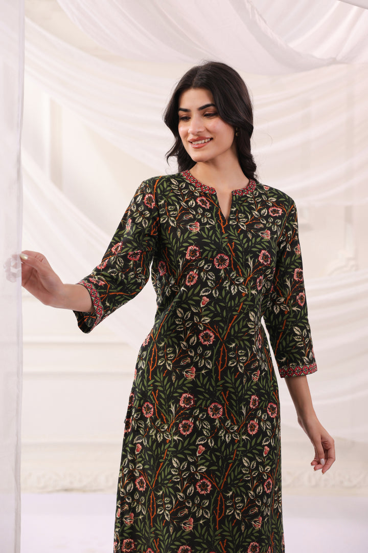 Green Cotton Floral Print Straight Kurta