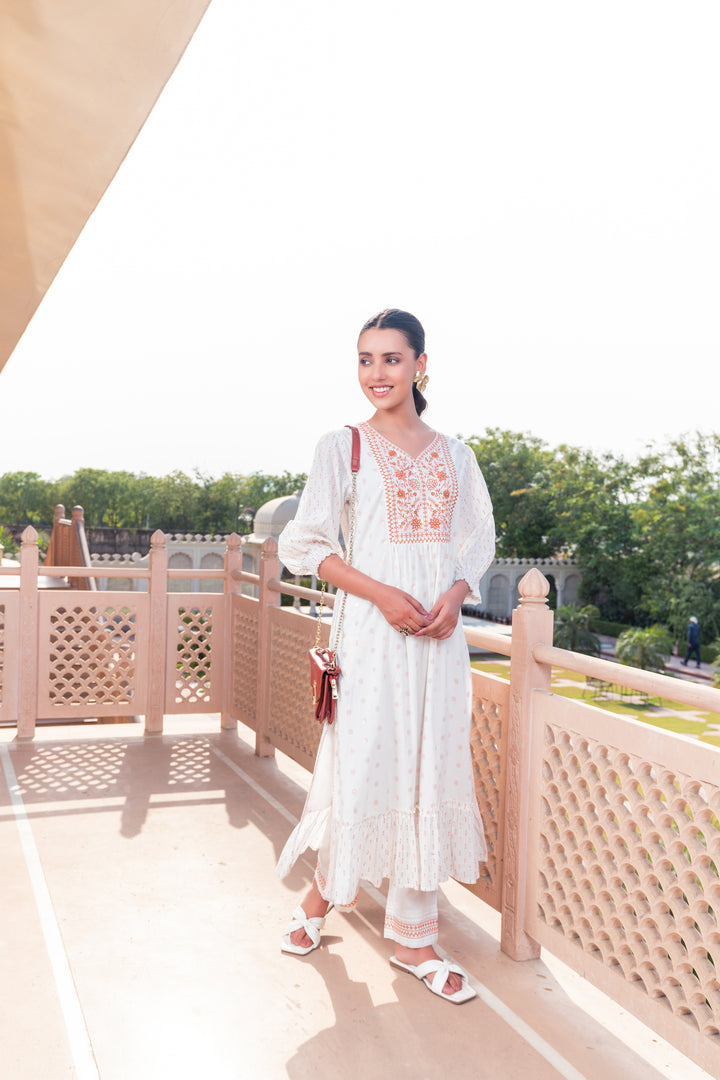 Off White Cotton Lurex Embroidered Kurta Pant