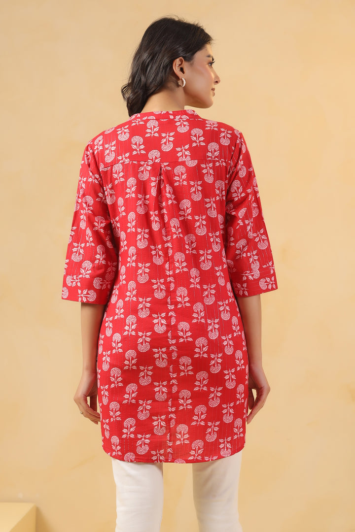 Red Cotton Printed Straight Top