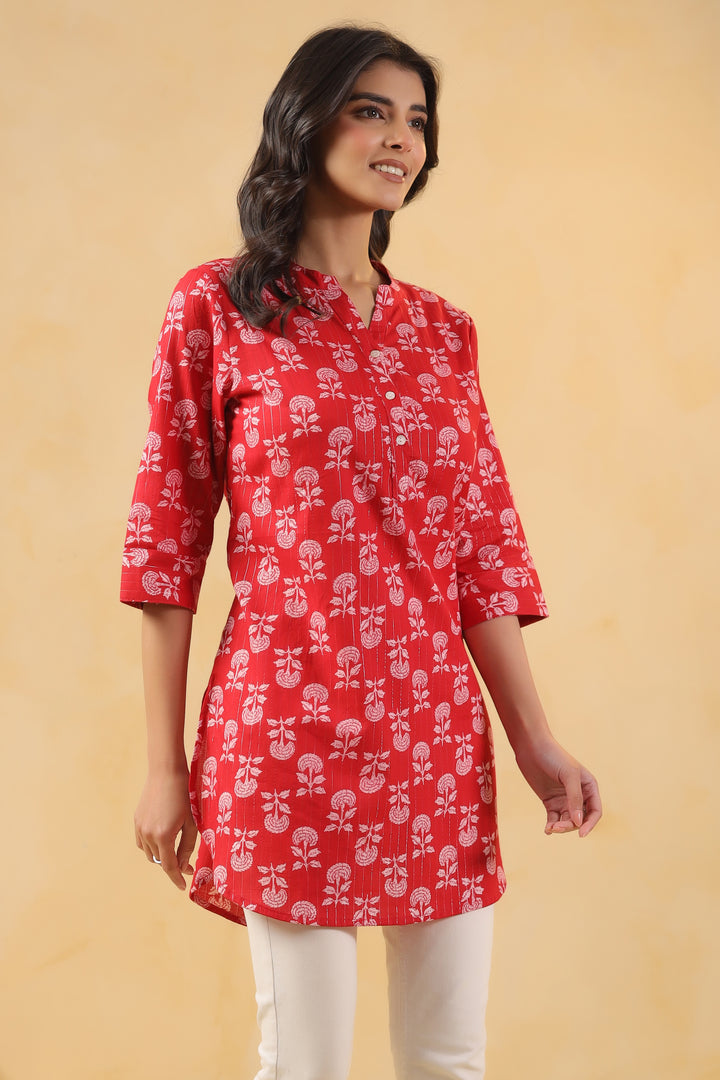 Red Cotton Printed Straight Top