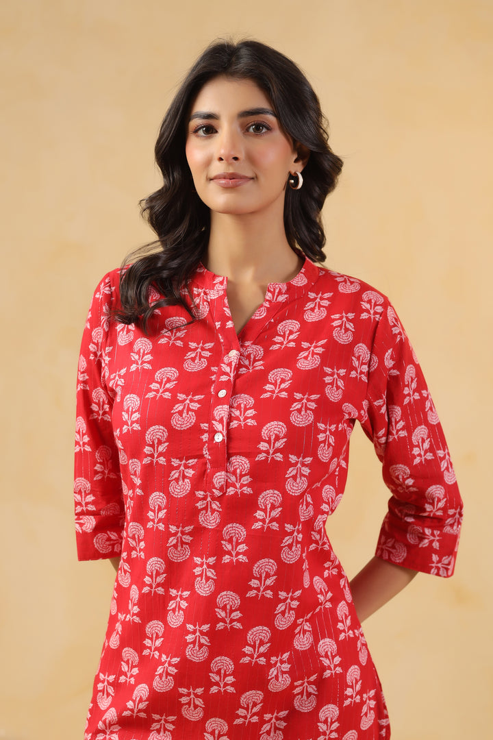 Red Cotton Printed Straight Top