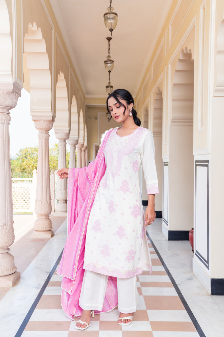 White & Pink Cotton Yarn dyed Kurta Pant With Dupatta