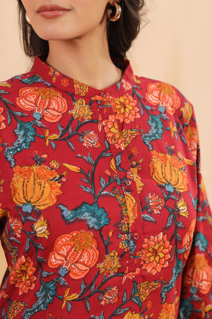 Red Cotton Printed Straight Kurta