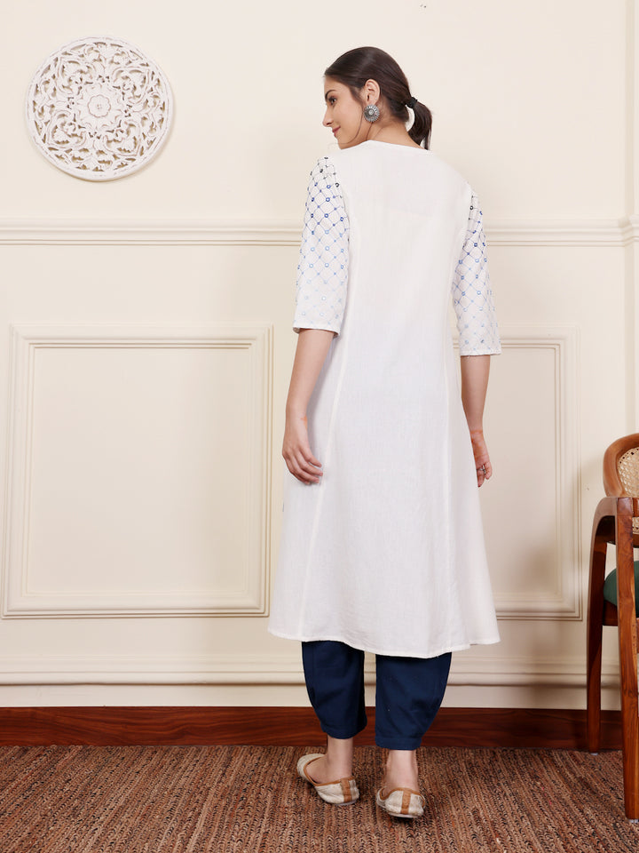 White Cotton Embroidered Round Neck Kurta