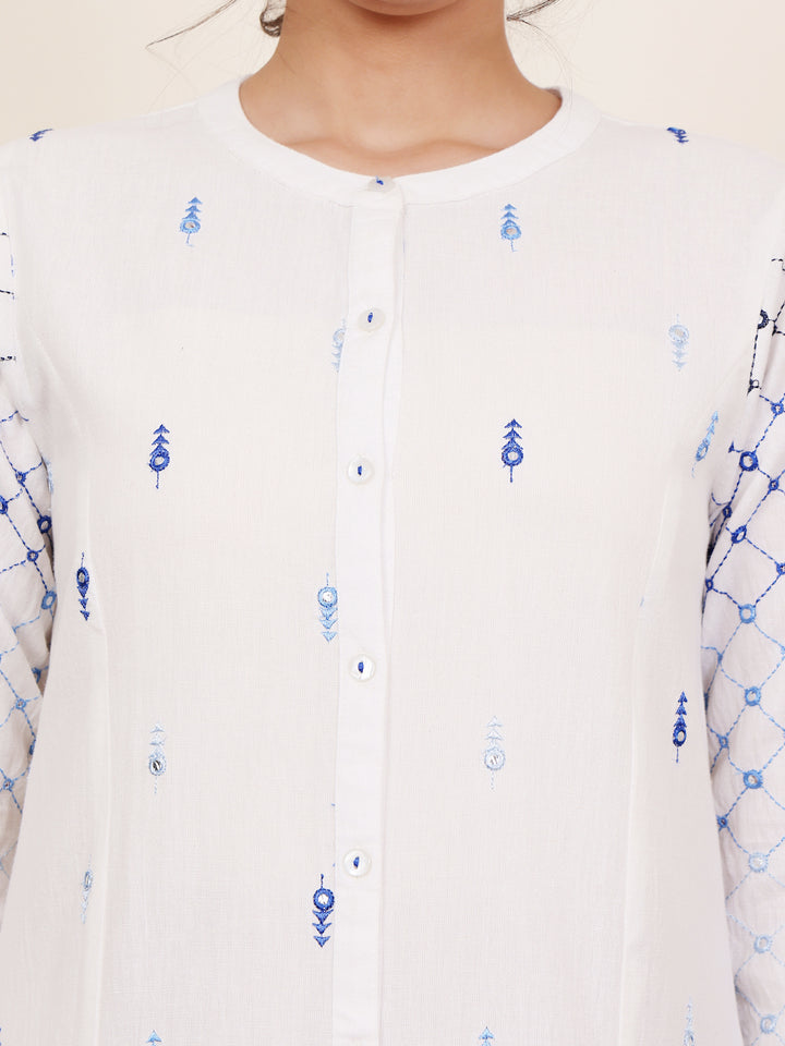 White Cotton Embroidered Round Neck Kurta