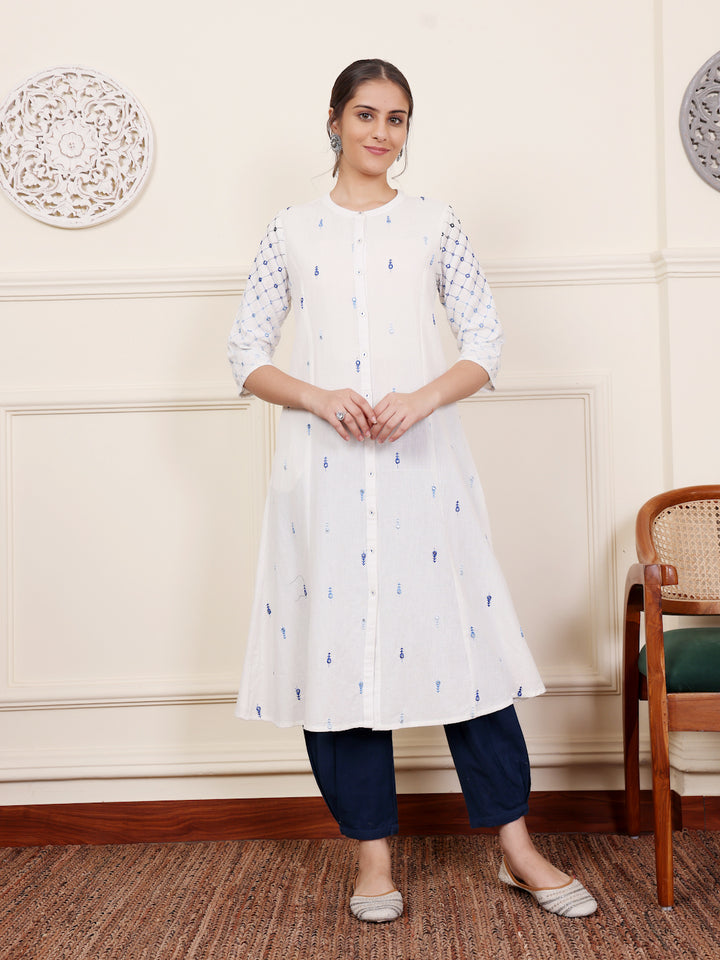 White Cotton Embroidered Round Neck Kurta