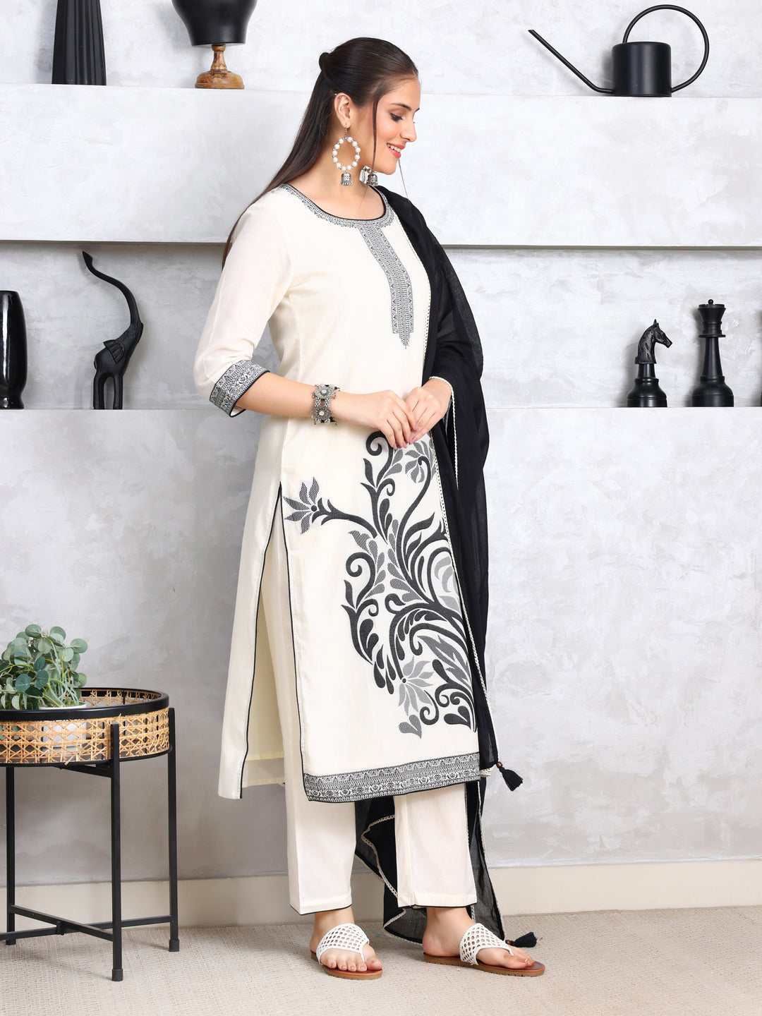 White & Black Yarn Dyed Kurta Pant Set With Dupatta