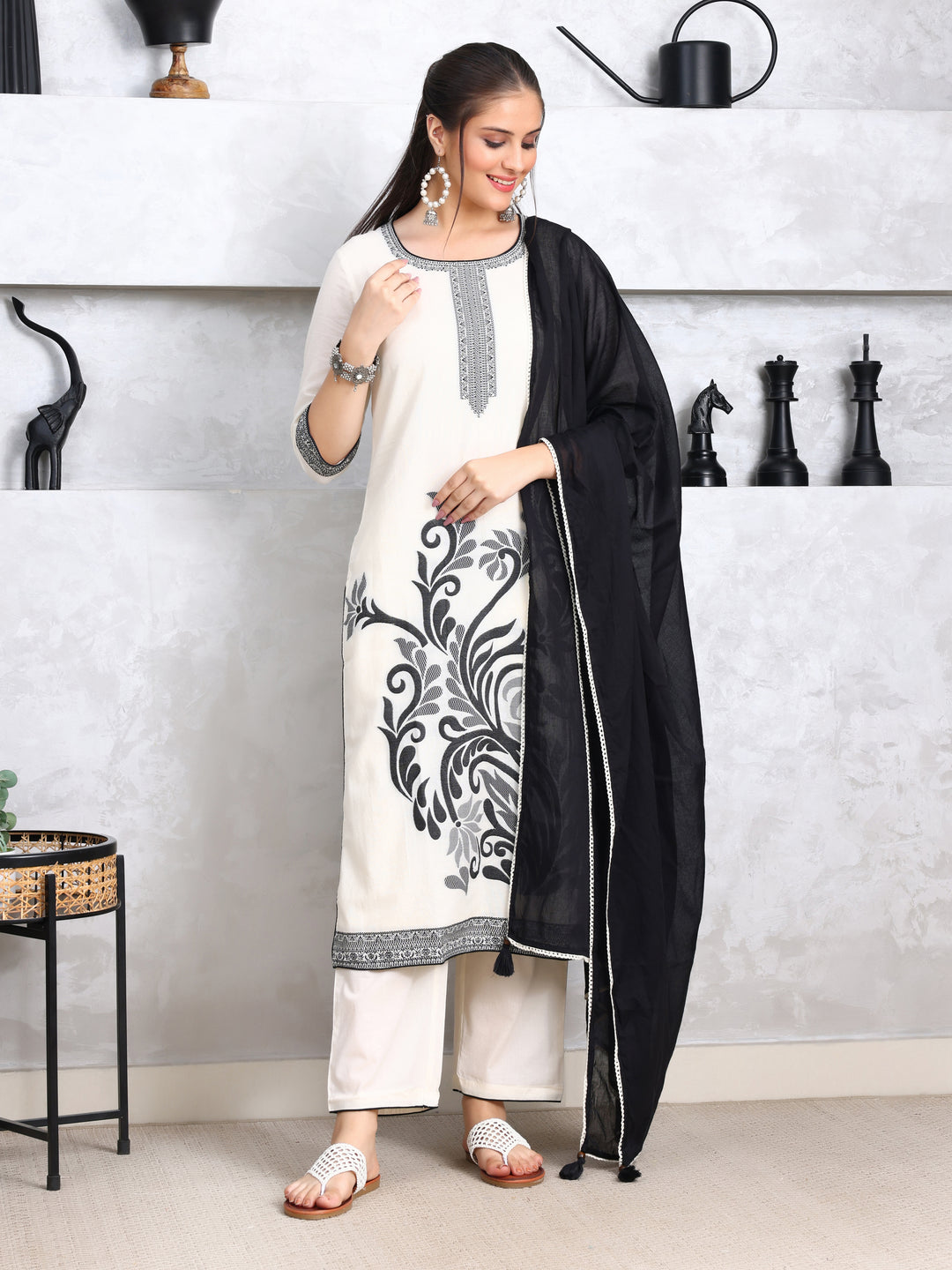 White & Black Yarn Dyed Kurta Pant Set With Dupatta