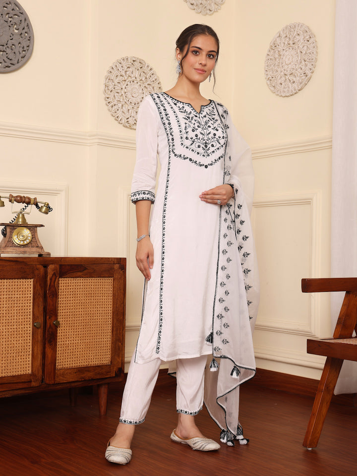 White Shantoon Embroidered Yoke Kurta Pant Set With Dupatta