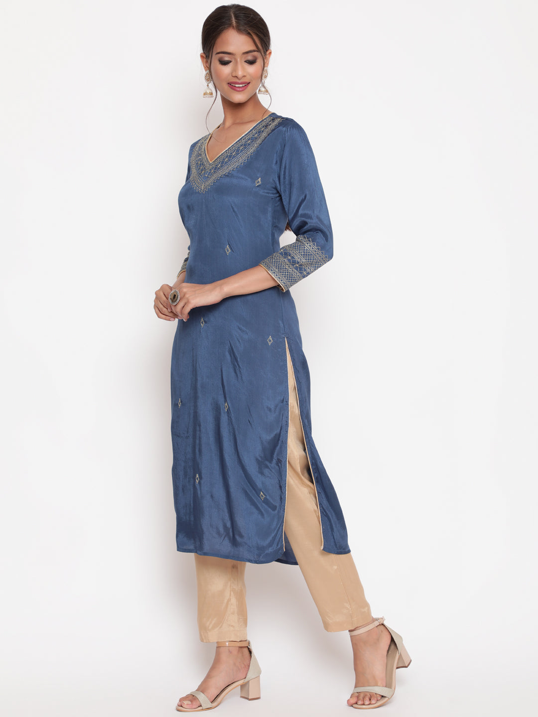 Woman posing in Blue Zari Embroidered Straight Kurta Pant Set
