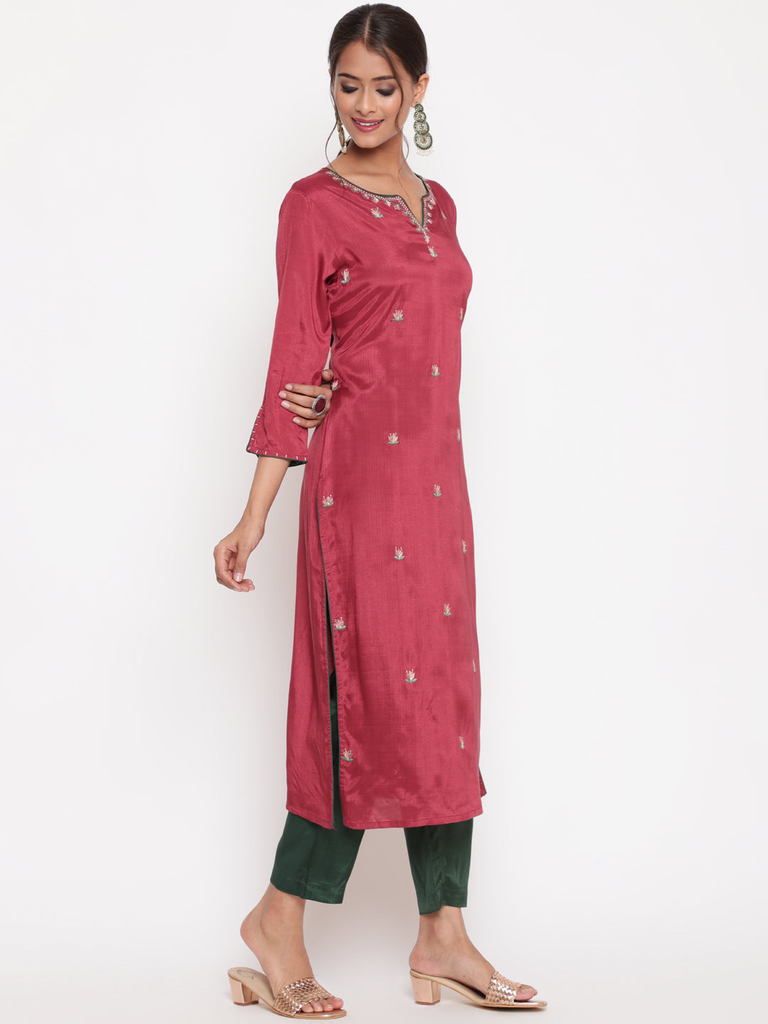 Woman posing in Pink Embroidered Straight Kurta Pant Set